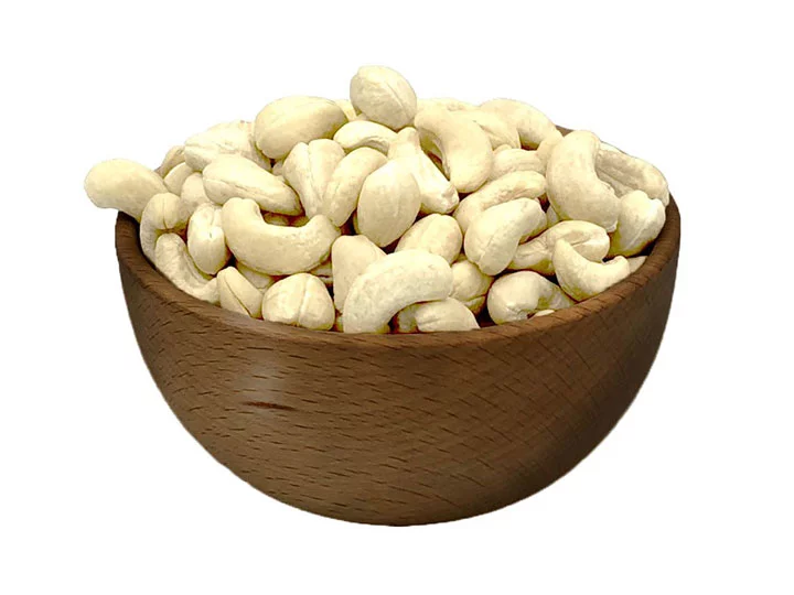 raw cashew nuts