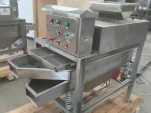 Encontre a máquina de cortar amendoim perfeita na Taizy. Oferecemos modelos de lâmina reta de alta resistência e cortadores de rolo ajustáveis com sistemas de classificação precisos.