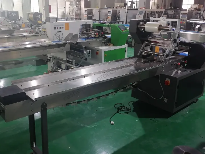 Peanut packaging machine